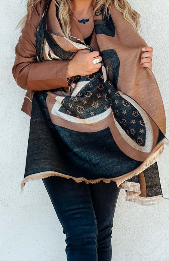 brown louis vuitton scarf outfit