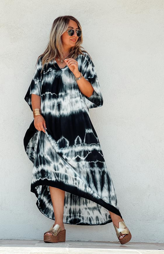 Robe JOY longue manches courtes noire