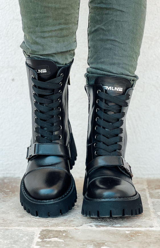 Black ARIZONA boots