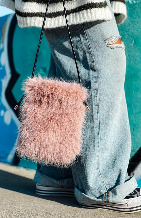 powder pink ANOUCK clutch bag