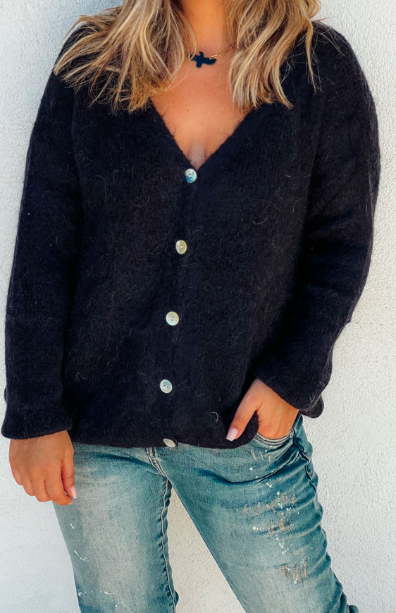 Black LEON cardigan