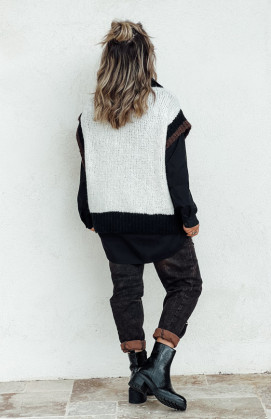 Black TRISTAN sleeveless sweater